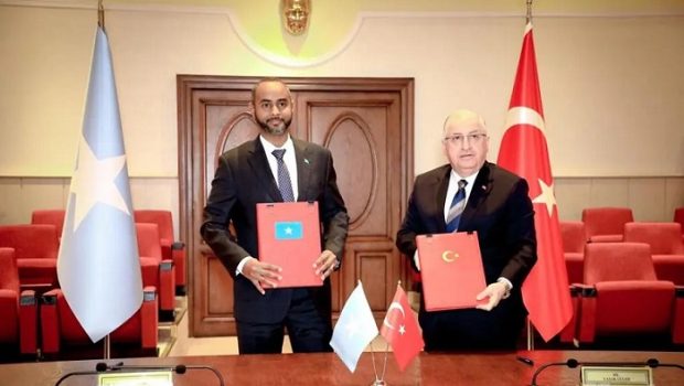 Somalie/Türkiye: Mogadiscio et Ankara signent un accord de défense